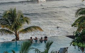 Puro Surf Hotel & Performance Academy